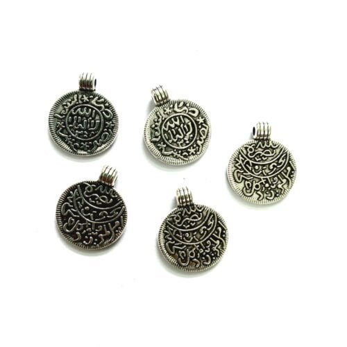 Silver Ginni Pendant 3